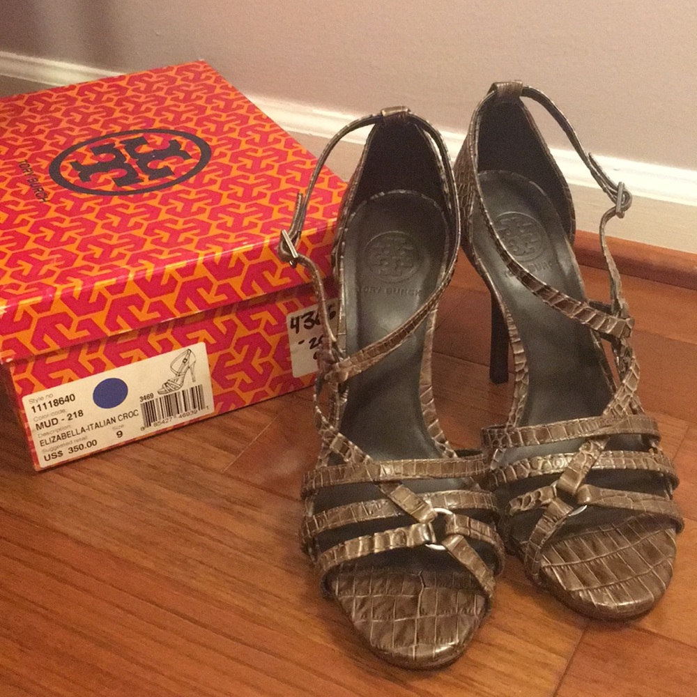 Last call!! Tory Burch Elizabella Heels